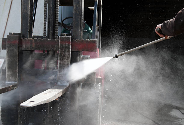 Best Sidewalk Pressure Washing  in Lake Carmel, NY